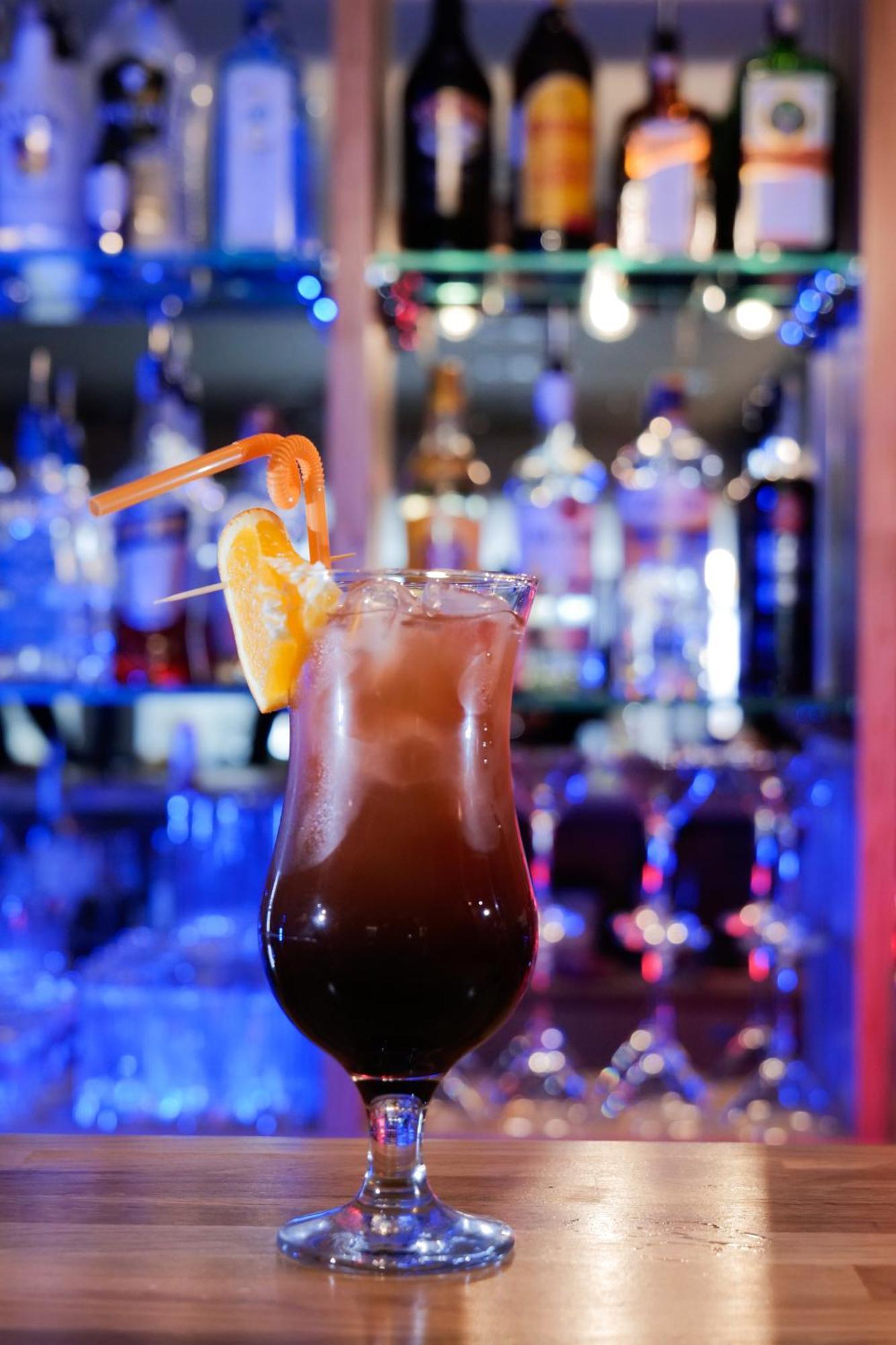 Gudauri Inn Eksteriør billede A Zombie cocktail